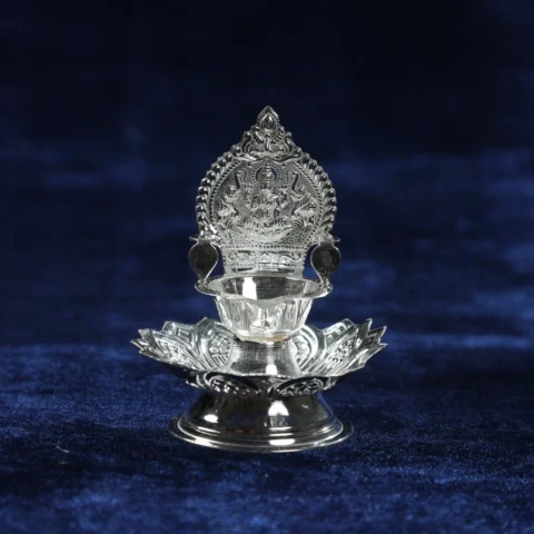 Lotus Kamatchi